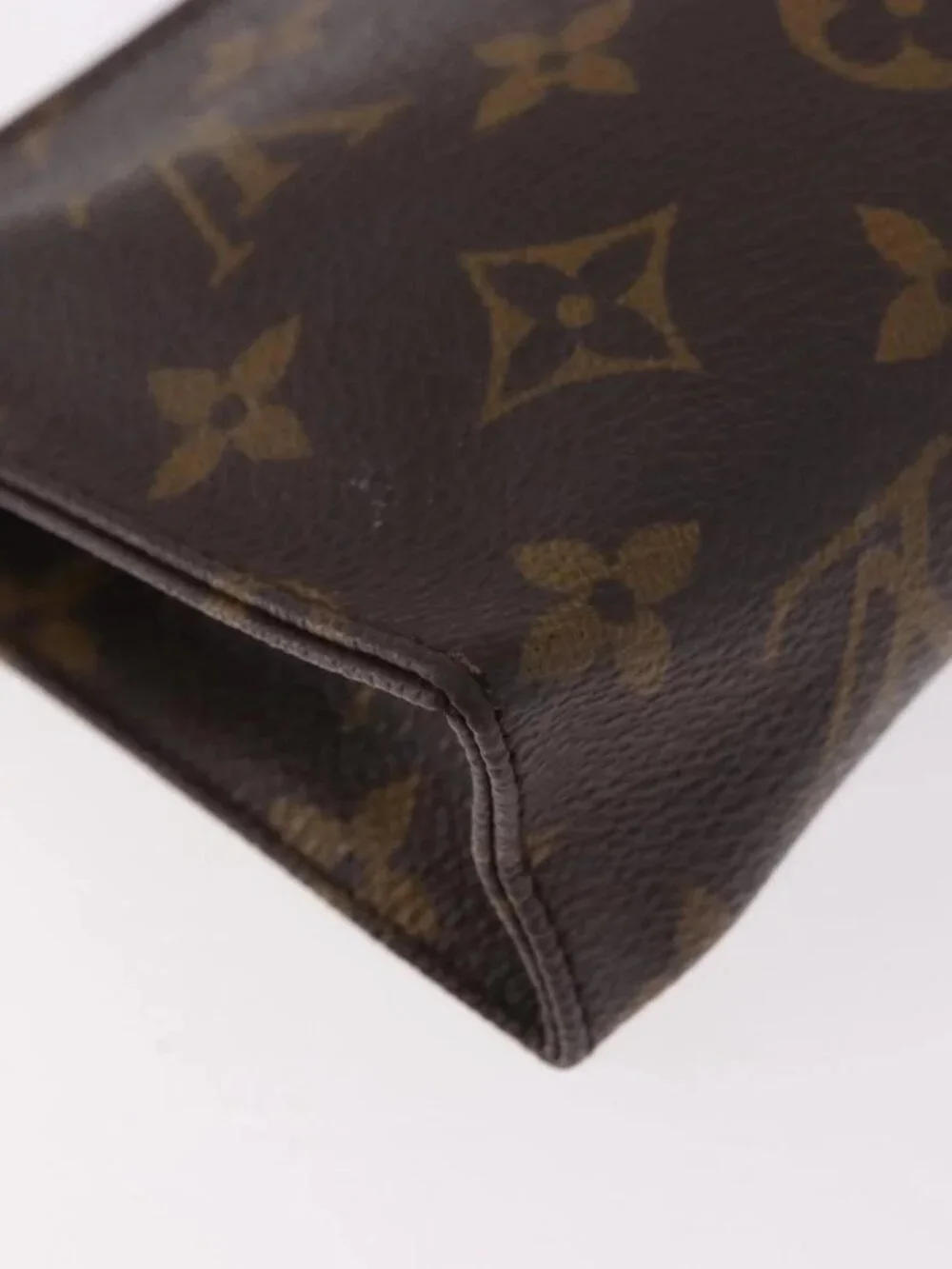 LOUIS VUITTON Monogram Poche Toilette 15 Pouch M47546 LV Auth hk3907